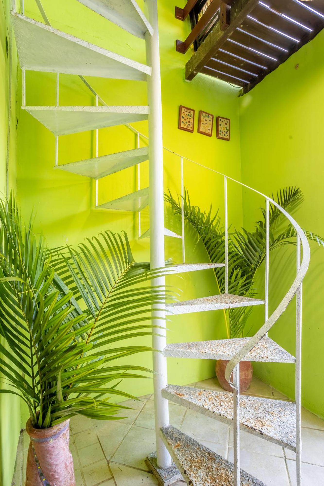 Pousada Cruzoe Praia de Araçatiba エクステリア 写真