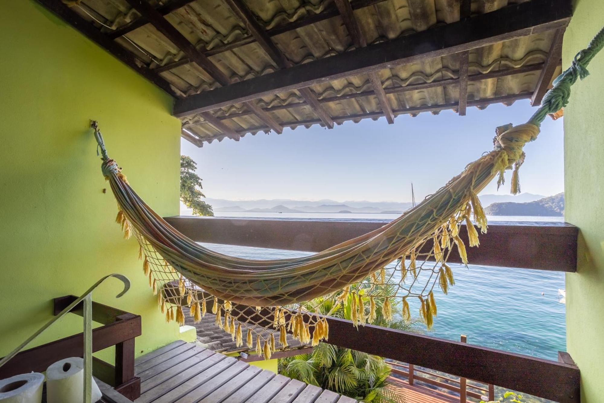 Pousada Cruzoe Praia de Araçatiba エクステリア 写真