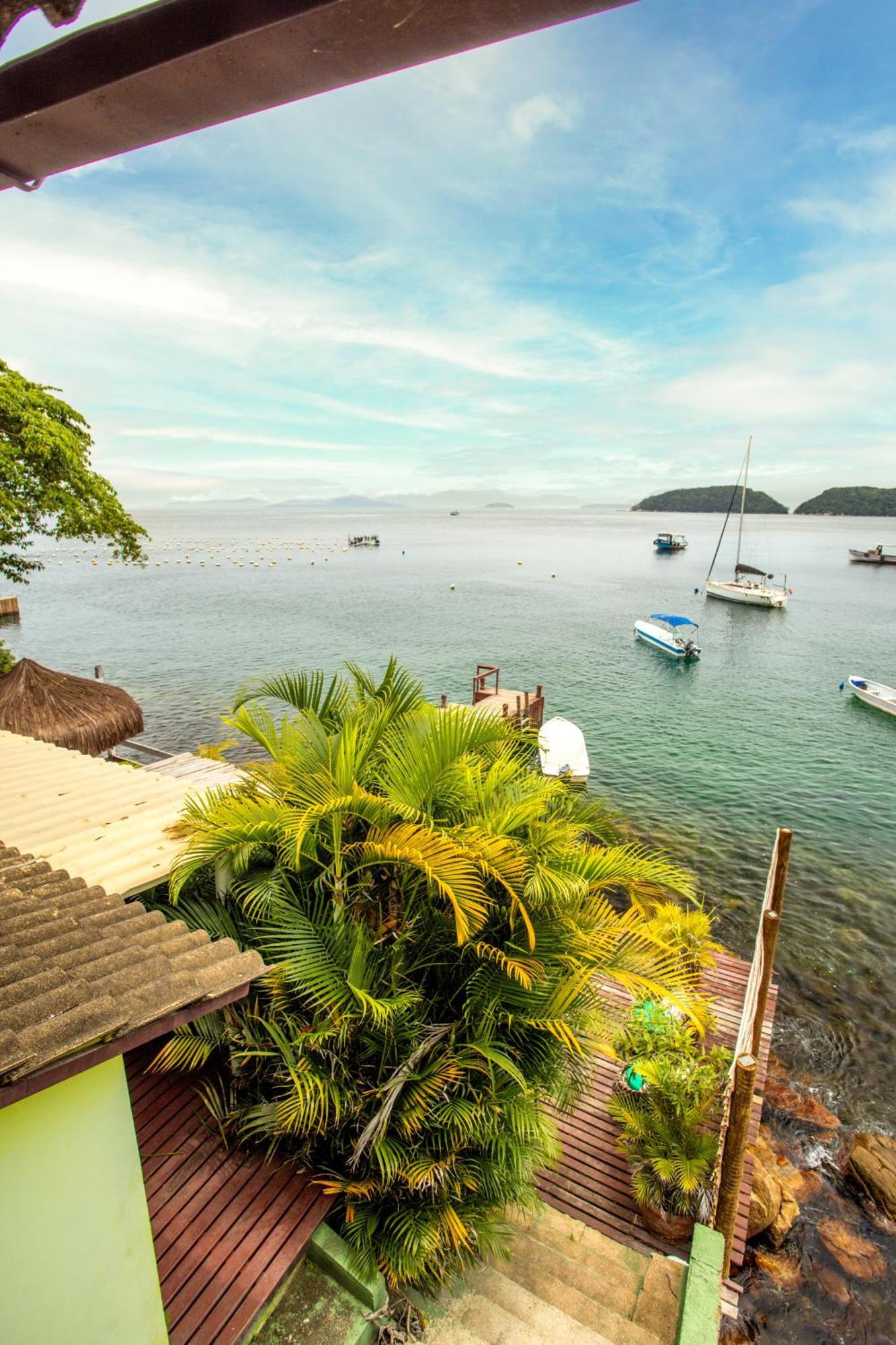 Pousada Cruzoe Praia de Araçatiba エクステリア 写真