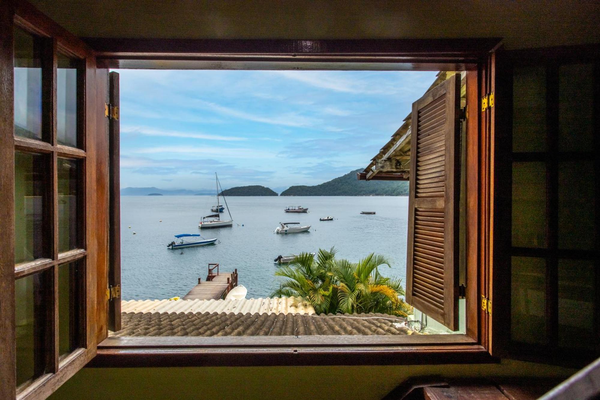 Pousada Cruzoe Praia de Araçatiba エクステリア 写真